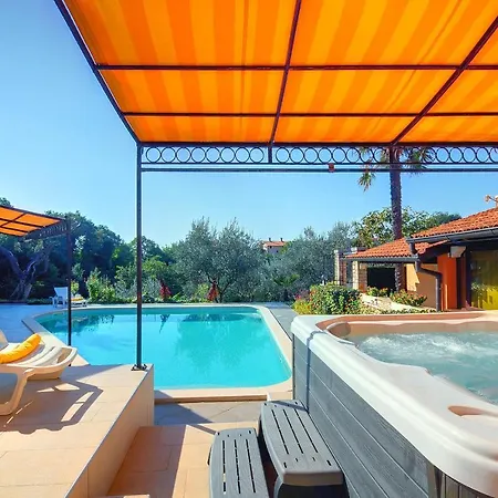 Nicole Holiday home Pula